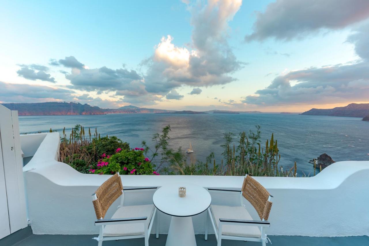 Helianthus Suites- Caldera Caves Oía Dış mekan fotoğraf